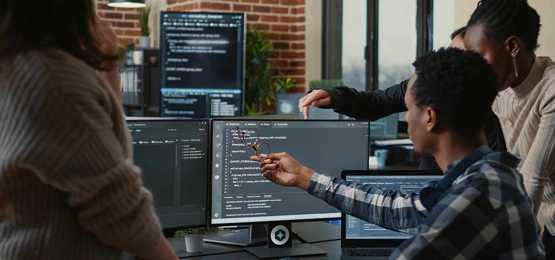 Sinqia oferece bolsas para formação de desenvolvedores