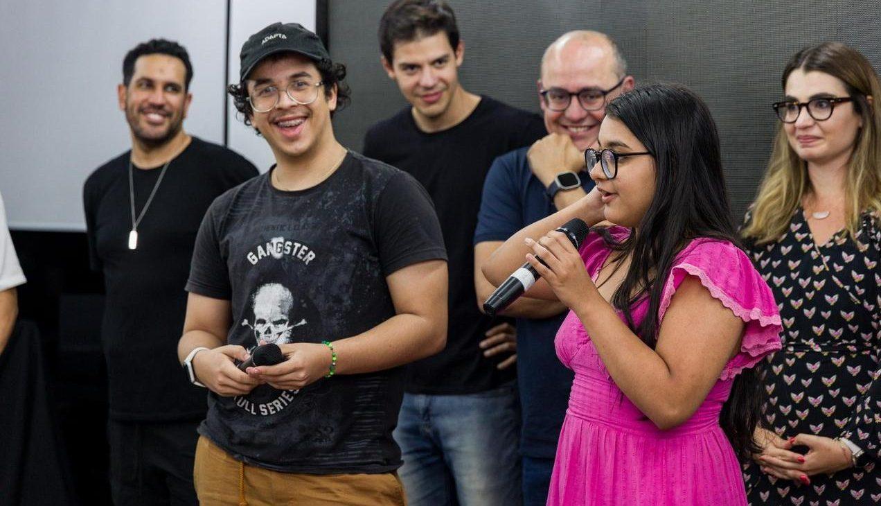 Jovens criam aplicativo que ajuda famílias em áreas de risco